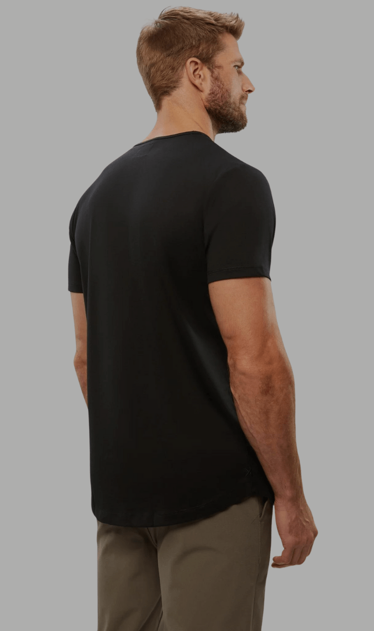 Camiseta Basica Masculina Costas